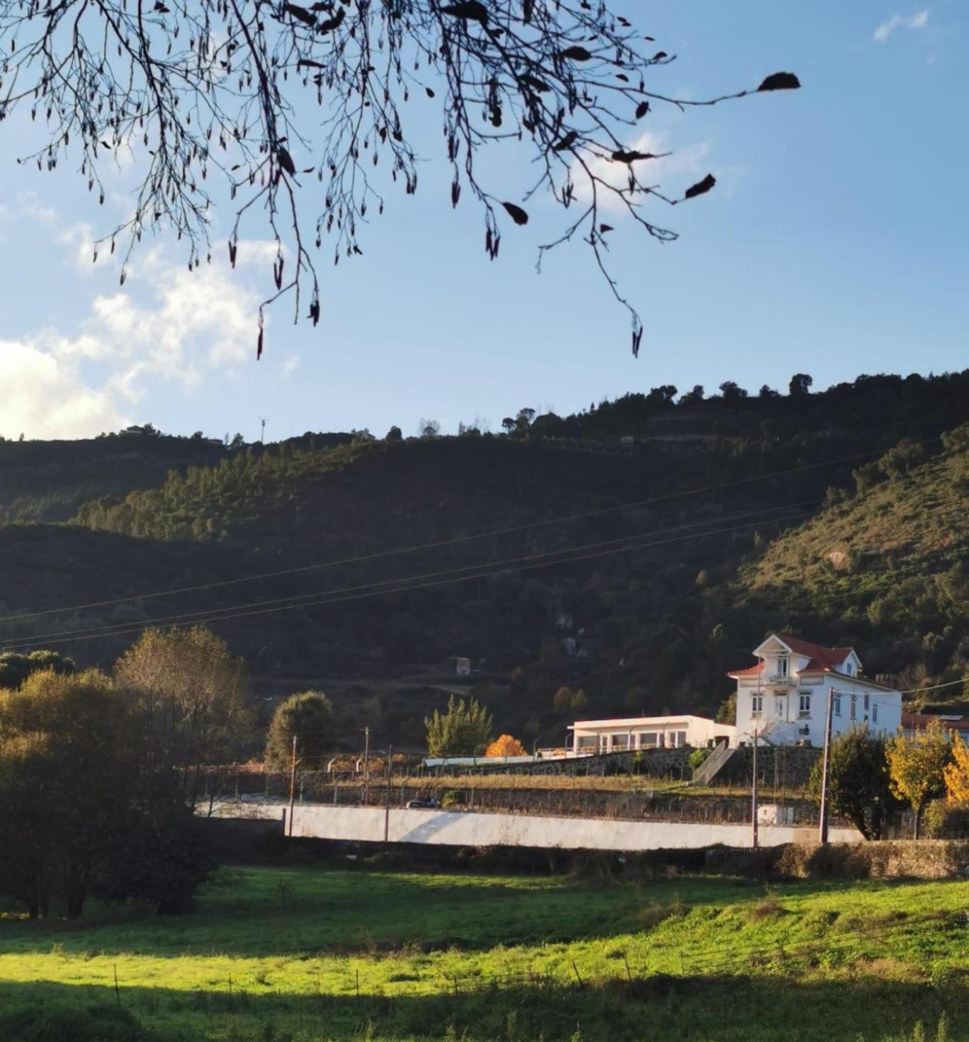Villa Alzira Seia Extérieur photo